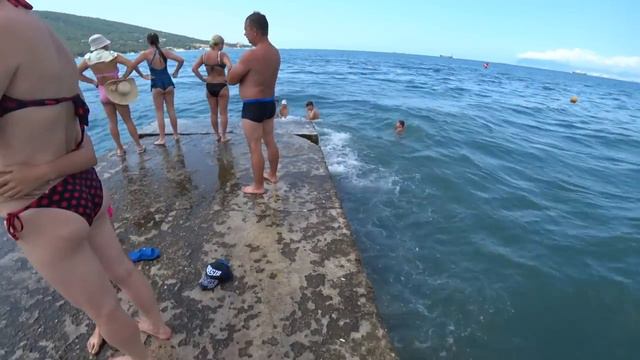 Кабардинка Пляжи ПУСТЫЕ ?Сколько людей?!ЖАРА смотреть онлайн