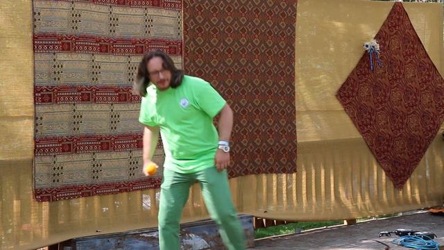 Арии из оперы "Нотердам Дэ Пари" смотреть онлайн