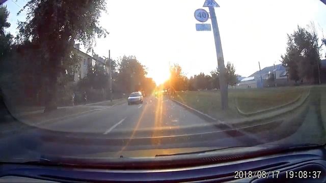 Кривой мусоровоз смотреть онлайн