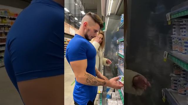 GIRL DECIDED to CHECK my SIZE🤣 SHOCK REACTIONS GIRLS ДЕВУШКА РЕШИЛА ПРОВЕРИТЬ МОЙ РАЗМЕР | Tik Tok смотреть онлайн