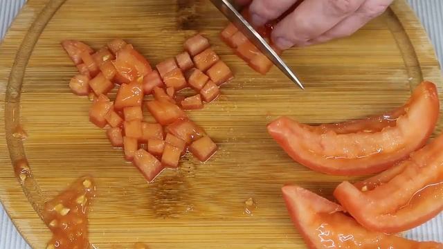 Салат с крабовыми палочками и помидорами. Быстрый и очень вкусный крабовый салат смотреть онлайн