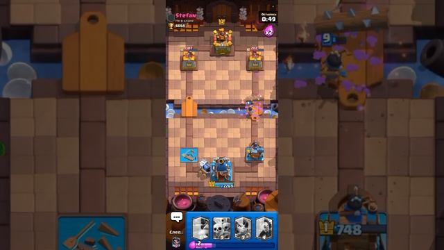 1 Уровень Тащит На 5600 Кубков в Clash Royale смотреть онлайн