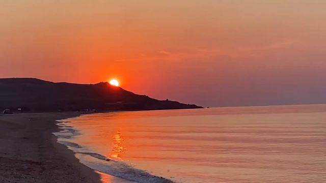 Над заливом смотреть онлайн