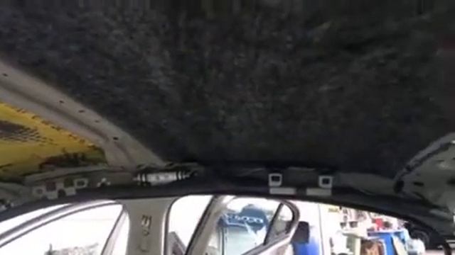 Шви дверей и крыши Рено Флюенс. Музыку стало намного приятнее слушать, и почти не слышно 