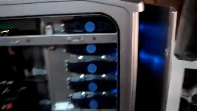 Cosmos 1000 Update - Q6600 and 9800 GTX SLi смотреть онлайн