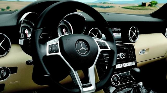 2013 SLK Roadster Product Manager Walk Around -- New Hardtop Convertible -- Mercedes-Benz смотреть онлайн