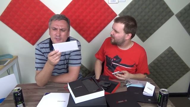 Несем техно-инфу обдолбаные энергетиком - Жизнь в Китае #96 смотреть онлайн