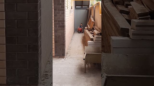 Переделанный детский мотоцикл (под курок газа с датчиком холла 49e) смотреть онлайн