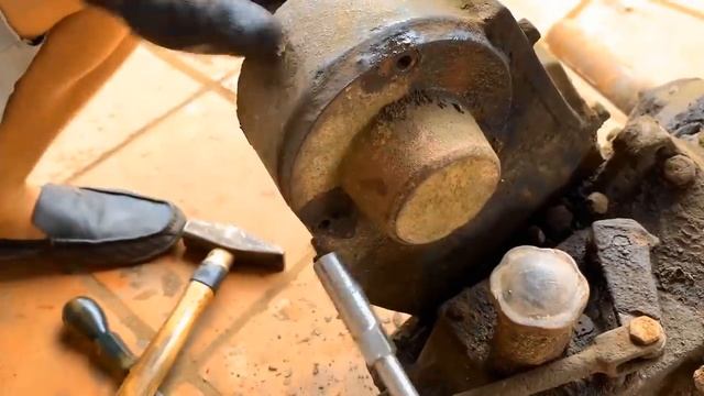 ?The Genius Worker Restoration Entirely Damaged Ancient Plows // Rusty Old Plow Restoration Skills смотреть онлайн