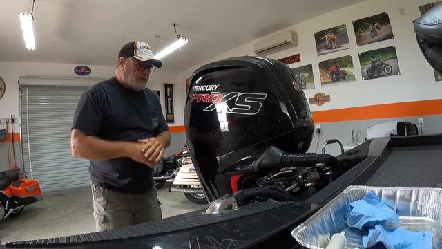 Mercury 115 Pro XS service maintenance. Oil, fuel, and lower unit fluid and filter change. смотреть онлайн