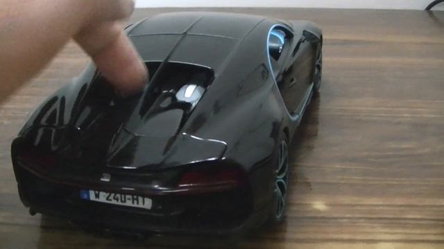 My 1:18 Bugatti Chiron from Bburago | Walkthrough | Diecast model | смотреть онлайн