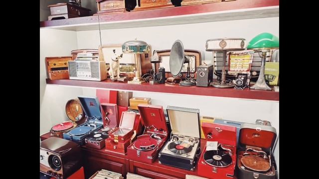 Добро пожаловать в наш антикварный магазин «Лавка старины»! смотреть онлайн