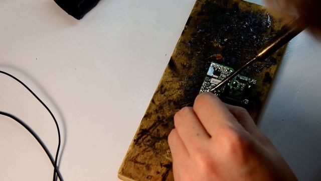 Разборка и ремонт оригинального зарядного устройства Samsung смотреть онлайн