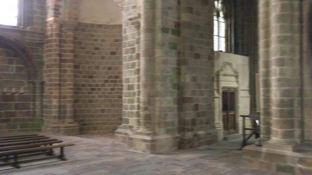MONT-SAINT-MICHEL [inside the abbey church] смотреть онлайн
