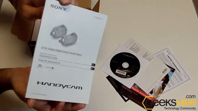 Sony DCR-SX43 Flash Memory Camcorder (DCRSX43SE) unboxing by geekshive.com смотреть онлайн