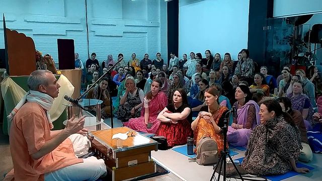 06 03 22 Лекция Нарадамуни прабху смотреть онлайн