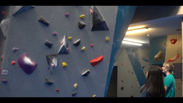 How to Dyno with Rachel Carr | Improve your climbing technique смотреть онлайн