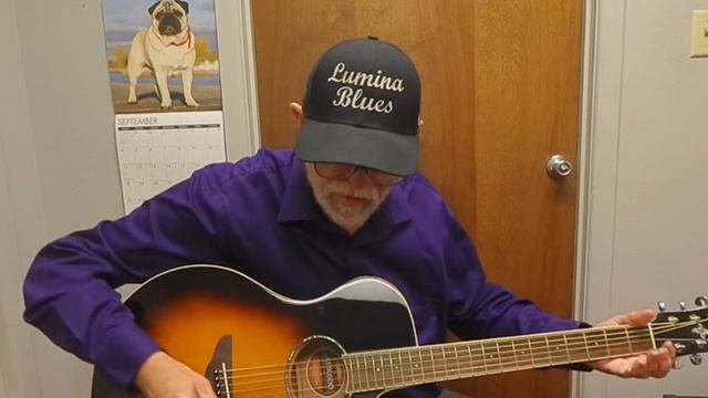 Playing a Yamaha APX 600 Unplugged смотреть онлайн