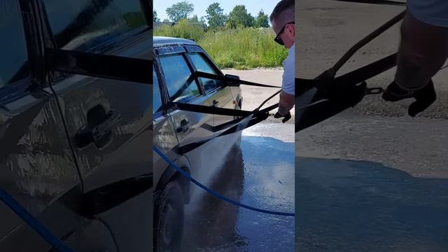 Как помыть РЕМНИ БЕЗОПАСНОСТИ на МОЙКЕ самообслуживания? Рабочий способ! 👍🏻