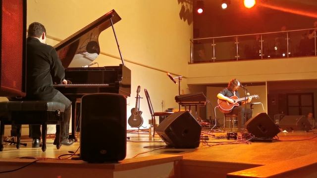 Градский холл. Вокальный джем, 23.04.2023 г., Михаил Озеров и Андрей Лефлер, Ты и я… смотреть онлайн