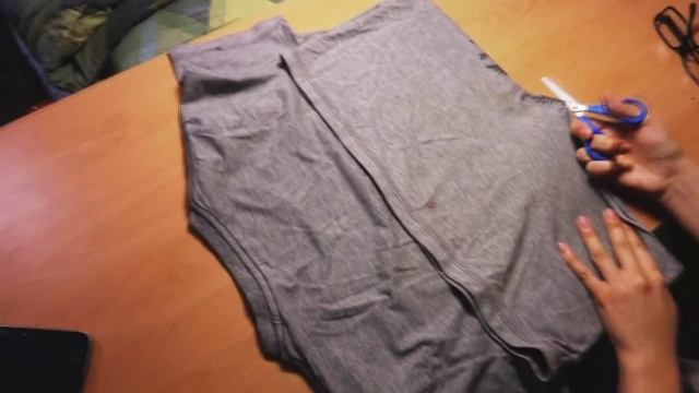 КАК СДЕЛАТЬ CROP-TOP // (✿◠‿◠) DIY