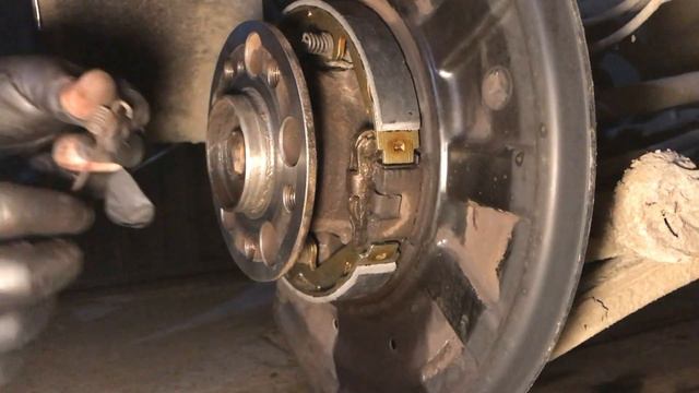 W212 Brake system | Change 200k смотреть онлайн