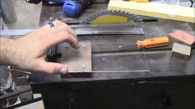 DIY Simple Doweling Jig!! смотреть онлайн