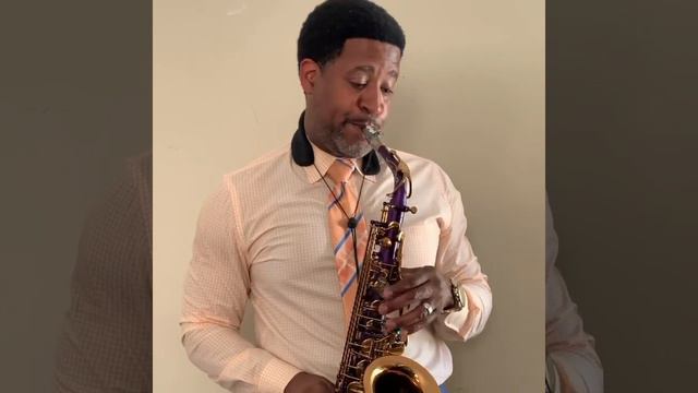 “HOLY GHOST” series Professional Big Bell alto saxophone. смотреть онлайн