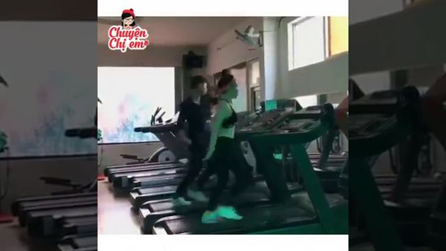 Крутой танец на беговой дорожке. Смотреть всем!!! Shape Of You. Ed Sheeran