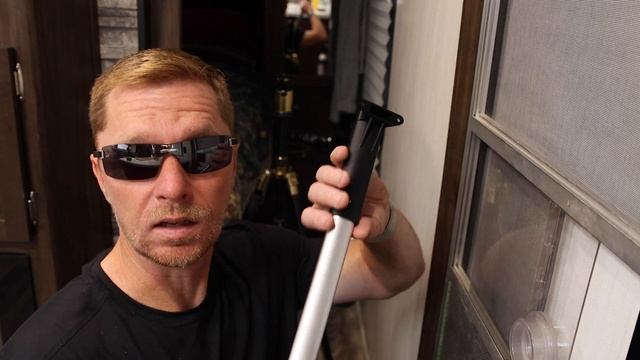 RV Accessories : Screen Door Handle By Camco