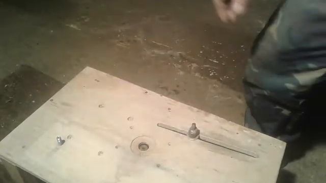 Универсальный фрезерный станок по дереву смотреть онлайн