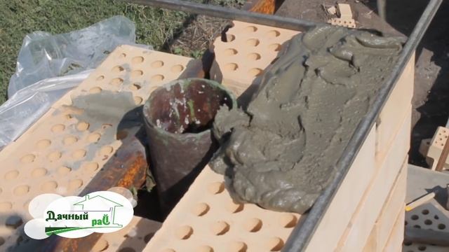 Кладка кирпичных столбов под расшивку.mpg