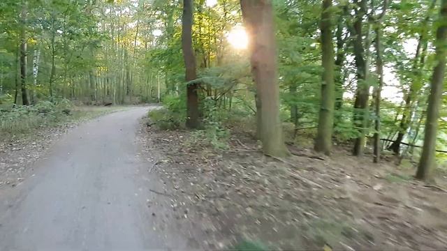 [4K] Berlin + Potsdam Cycling Tour #1 - from the lake "Wannsee" to the "Bridge of Spies" смотреть онлайн