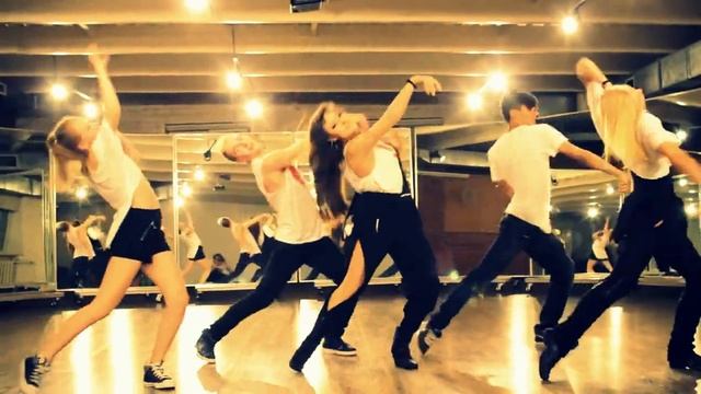Mary J Blige "I Love U (Yes I Do)" Dance Routine смотреть онлайн