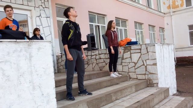 Зарядка на свежем воздухе смотреть онлайн