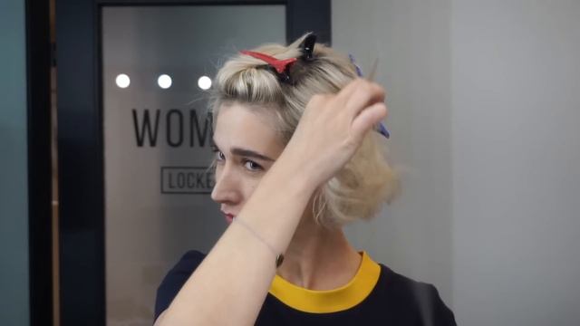 ОБЪЕМНАЯ УКЛАДКА НА КОРОТКИЕ ВОЛОСЫ | ВОЗДУШНЫЕ ВОЛНЫ НА КОРОТКОЕ КАРЕ смотреть онлайн