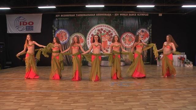 Школа восточного танца Бисер - Юниоры Малая группы - Чемпионы Мира, Чемпионы России 2017 г. смотреть онлайн