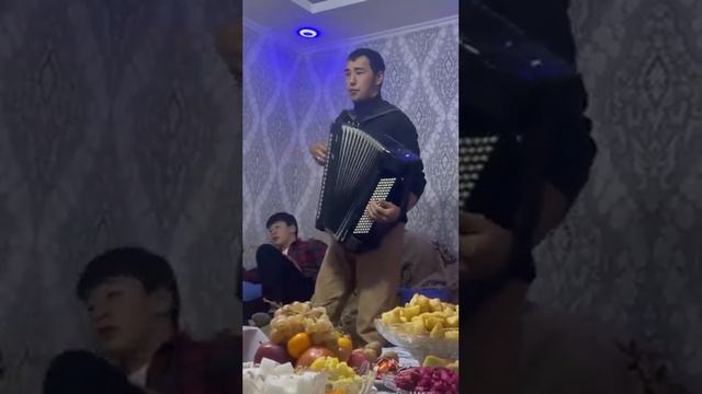 Бакырайнбы смотреть онлайн