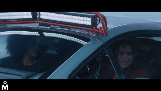 Форсаж 8 - Декард Шоу спасает сына Доминика. смотреть онлайн