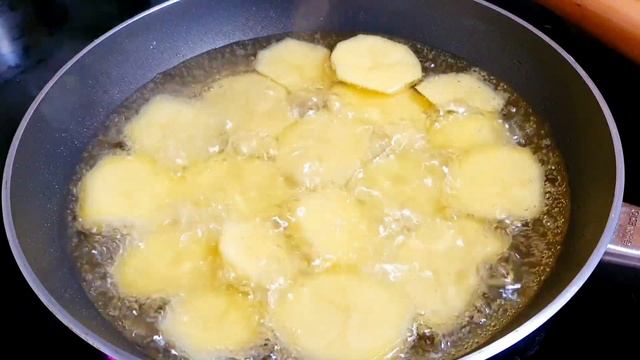 КАК ПОЖАРИТЬ ВКУСНО КАРТОФЕЛЬ. Как ПРАВИЛЬНО ЖАРИТЬ КАРТОШКУ смотреть онлайн