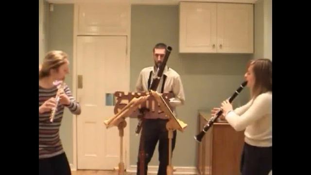 Mozart Divertimento no. 3 - K439C: V. Rondo смотреть онлайн