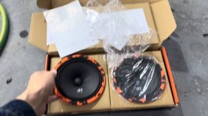 Замена динамиков в штатных местах Хендай акцент на динамики  DL audio Gryphon Pro 165 NEO