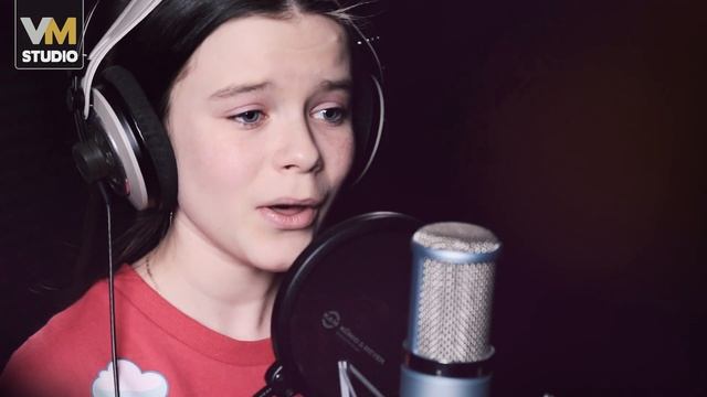 Elizaveta Vedeleva - Rise Up (Andra Day cover) смотреть онлайн