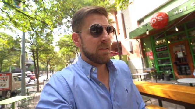 What to text her after the first date | Dating Q&A смотреть онлайн