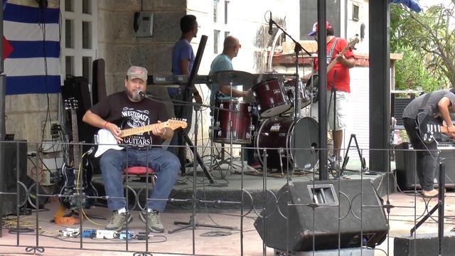 Бар - ресторан Битлз (The Beatles) Варадеро, Куба смотреть онлайн