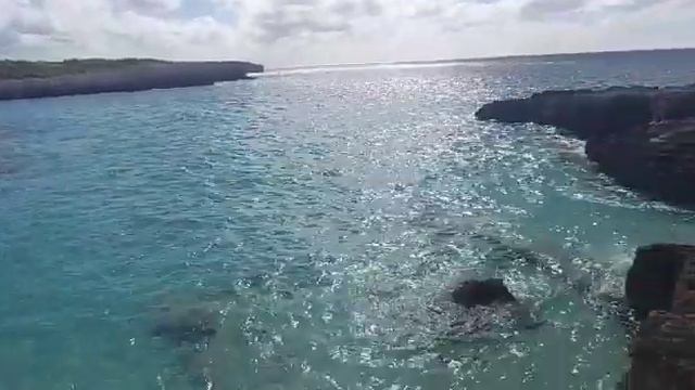 Шикарная Бирюзовая вода Менорки смотреть онлайн