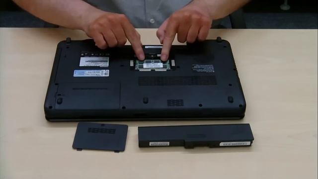 Satellite A660/A665 Series: Memory replacement смотреть онлайн