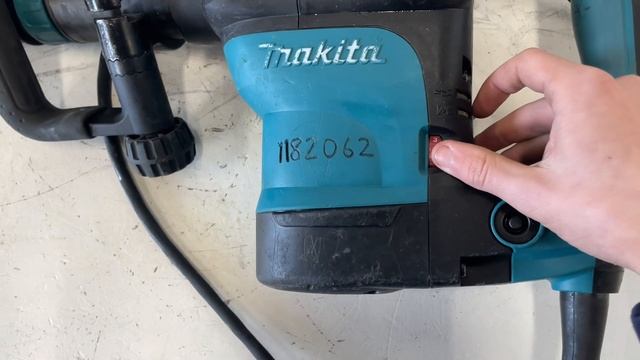 Köp Mejselhammare Makita HM1111C på Klaravik смотреть онлайн