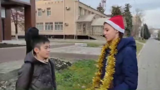 Новогоднее поздравление от Анастасии Ермоленко и жителей города Абинска с новым 2022-м годом. смотреть онлайн