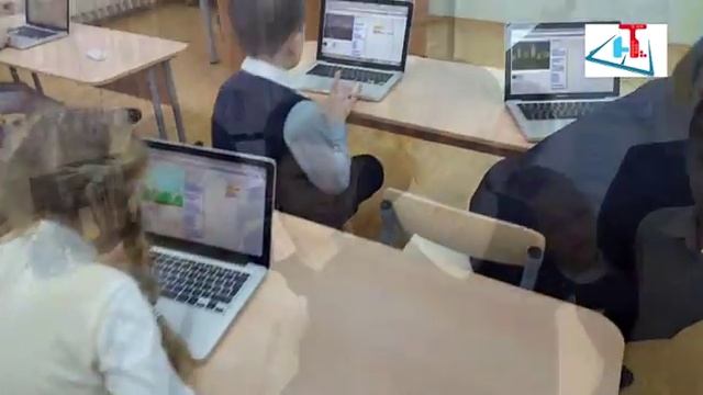 Мастер-класс по основам программирования для учащихся начальной школы. 16.02.2016г. смотреть онлайн